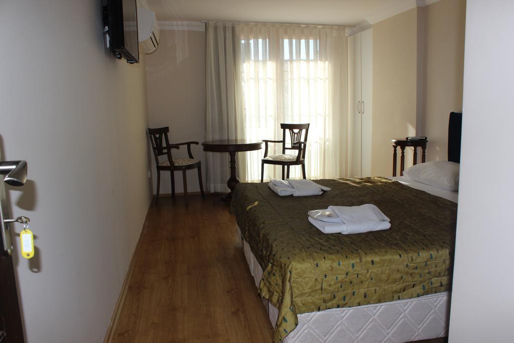 My Way Terrace Hotel Adalar Zimmer foto