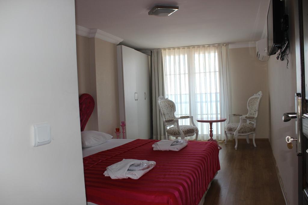 My Way Terrace Hotel Adalar Zimmer foto