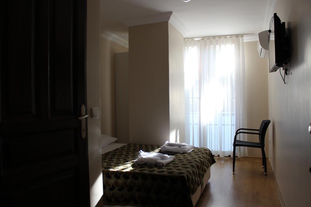 My Way Terrace Hotel Adalar Zimmer foto